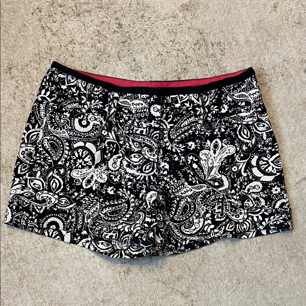 Maurices Black and White Paisley Shorts 3/4